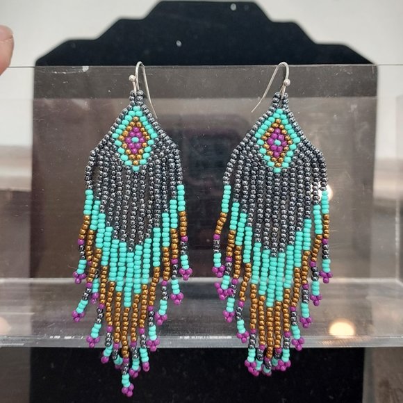 Turquoise & Beaded earring and Necklace Set - Picture 7 of 8
